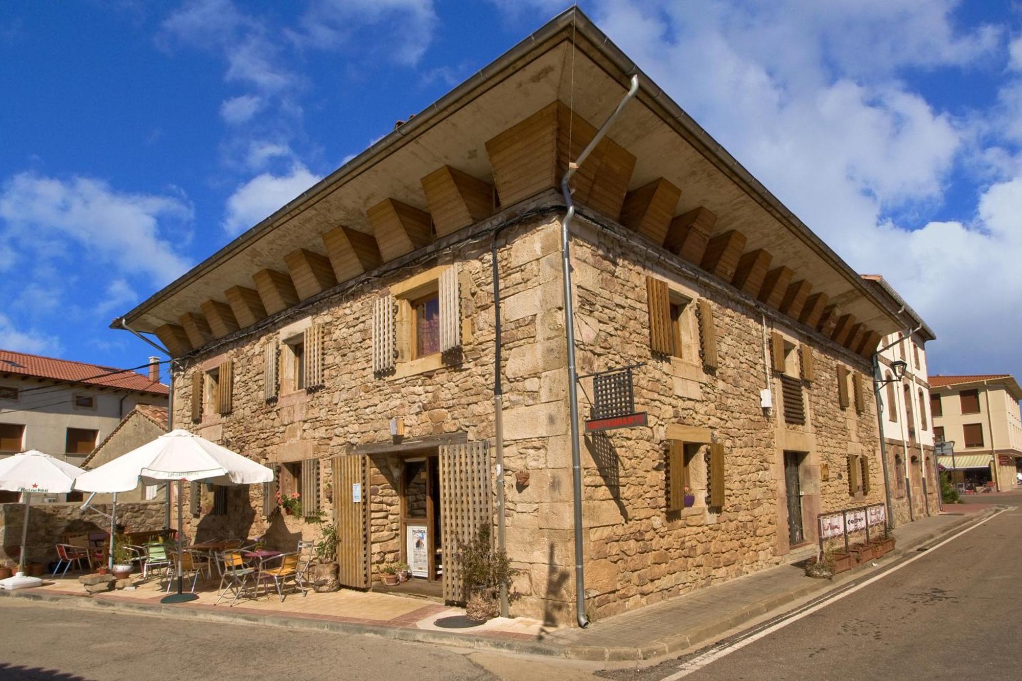 Hotel Rural Casa De Las Campanas Salinas De Pisuerga Exterior foto